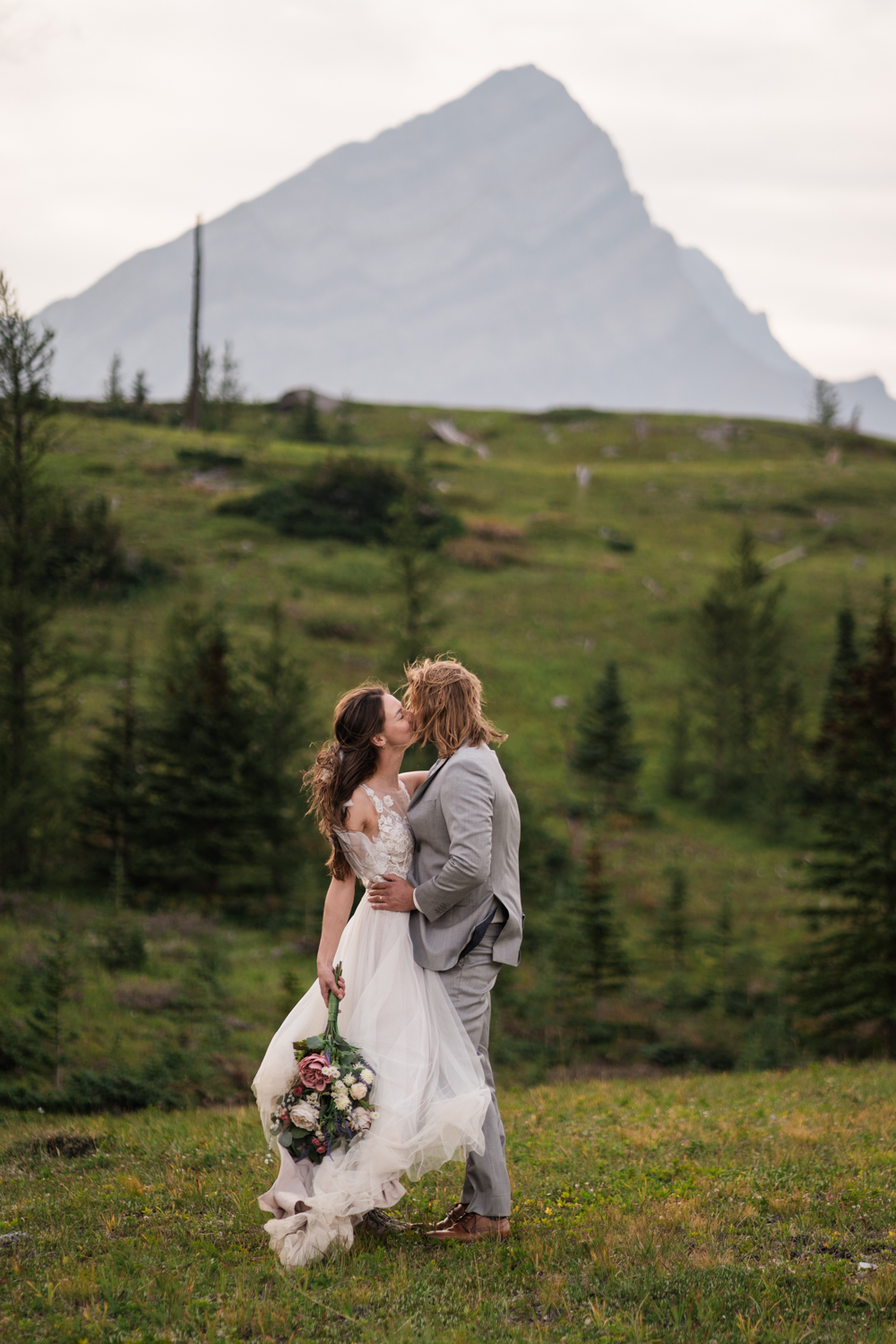 Capturing love against the breathtaking backdrop of Kananaskis in an Alberta elopement